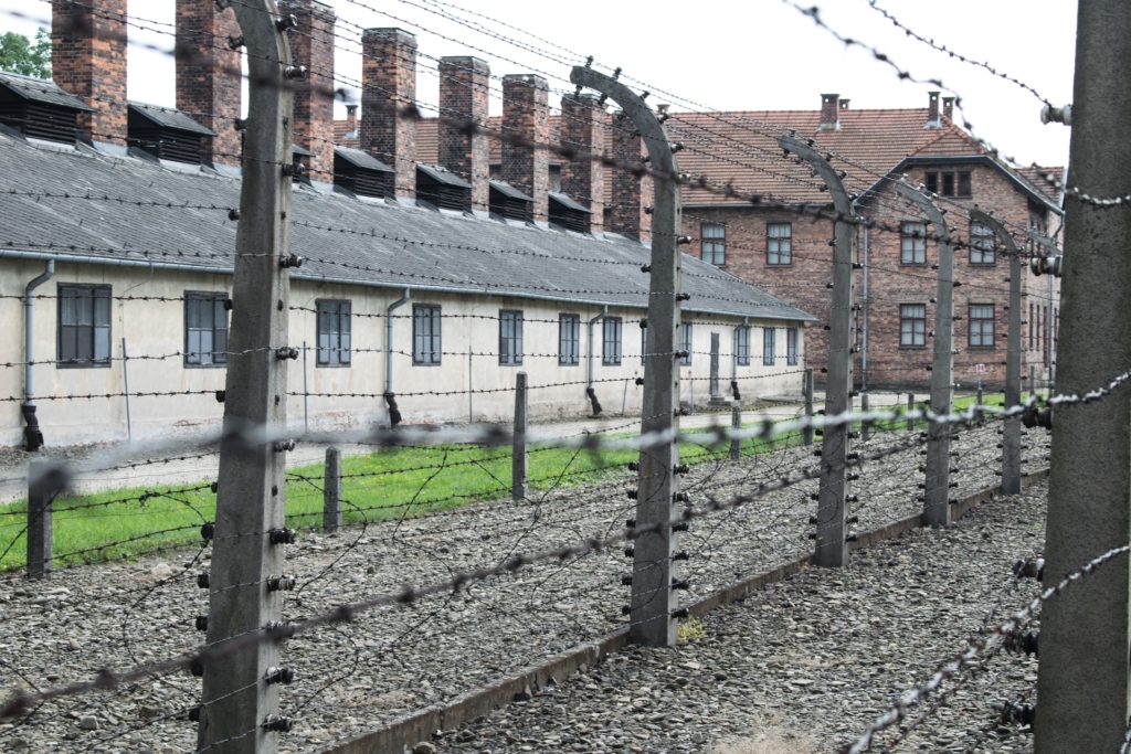 Obóz koncentracyjny w Oświęcimiu, Auschwitz, Polska, podróże dla osób niepełnosprawnych